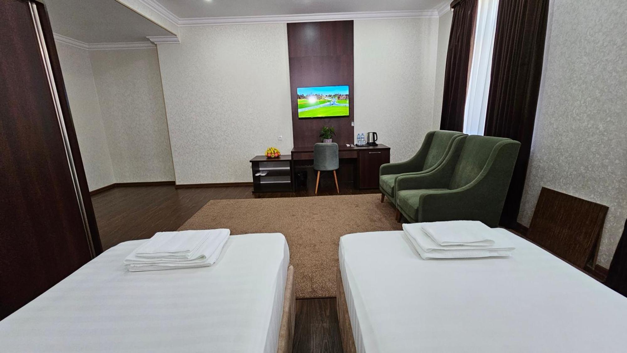 Grand Turon Plaza Hotel Tashkent Exterior foto